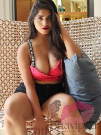 Model Girl Escort