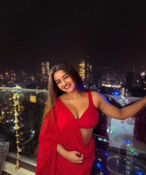 housewife Escort